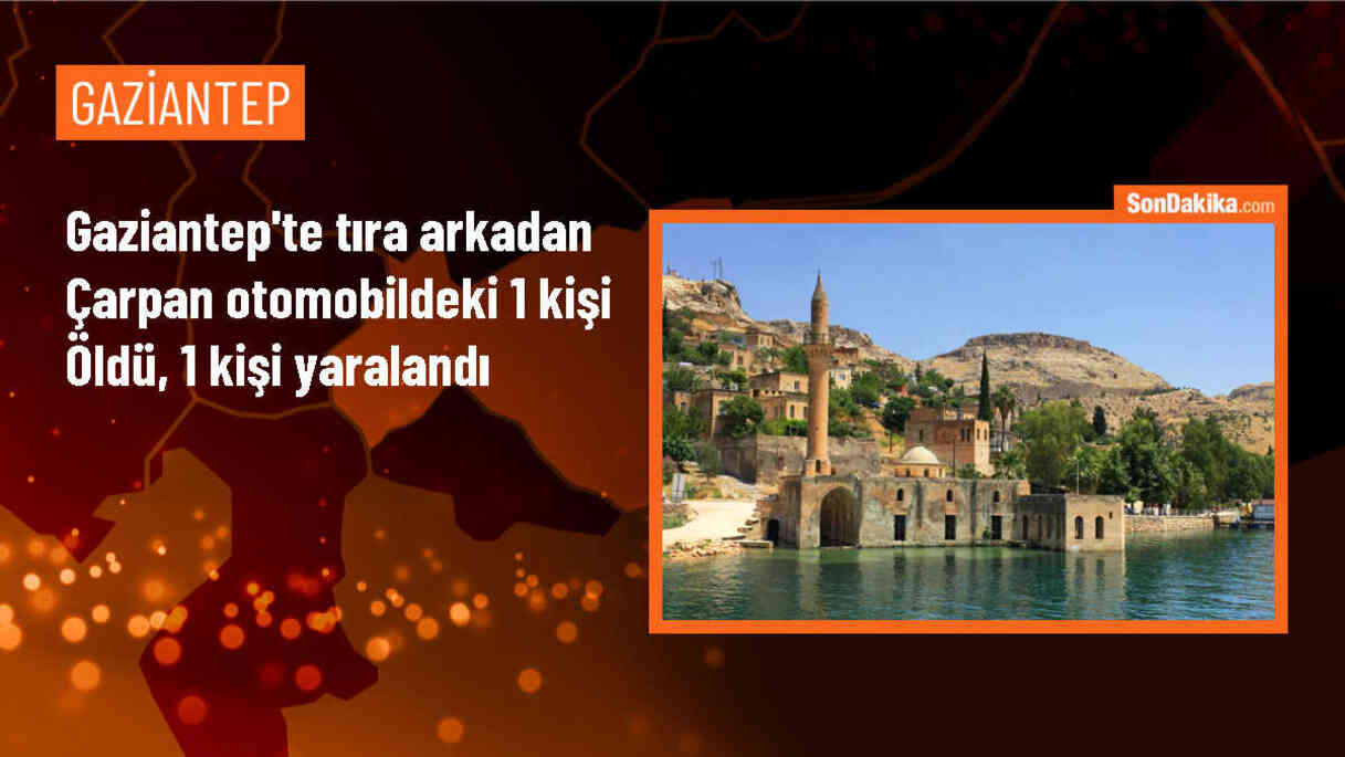 Gaziantep\'te tıra çarpan otomobilin sürücüsü hayatını kaybetti