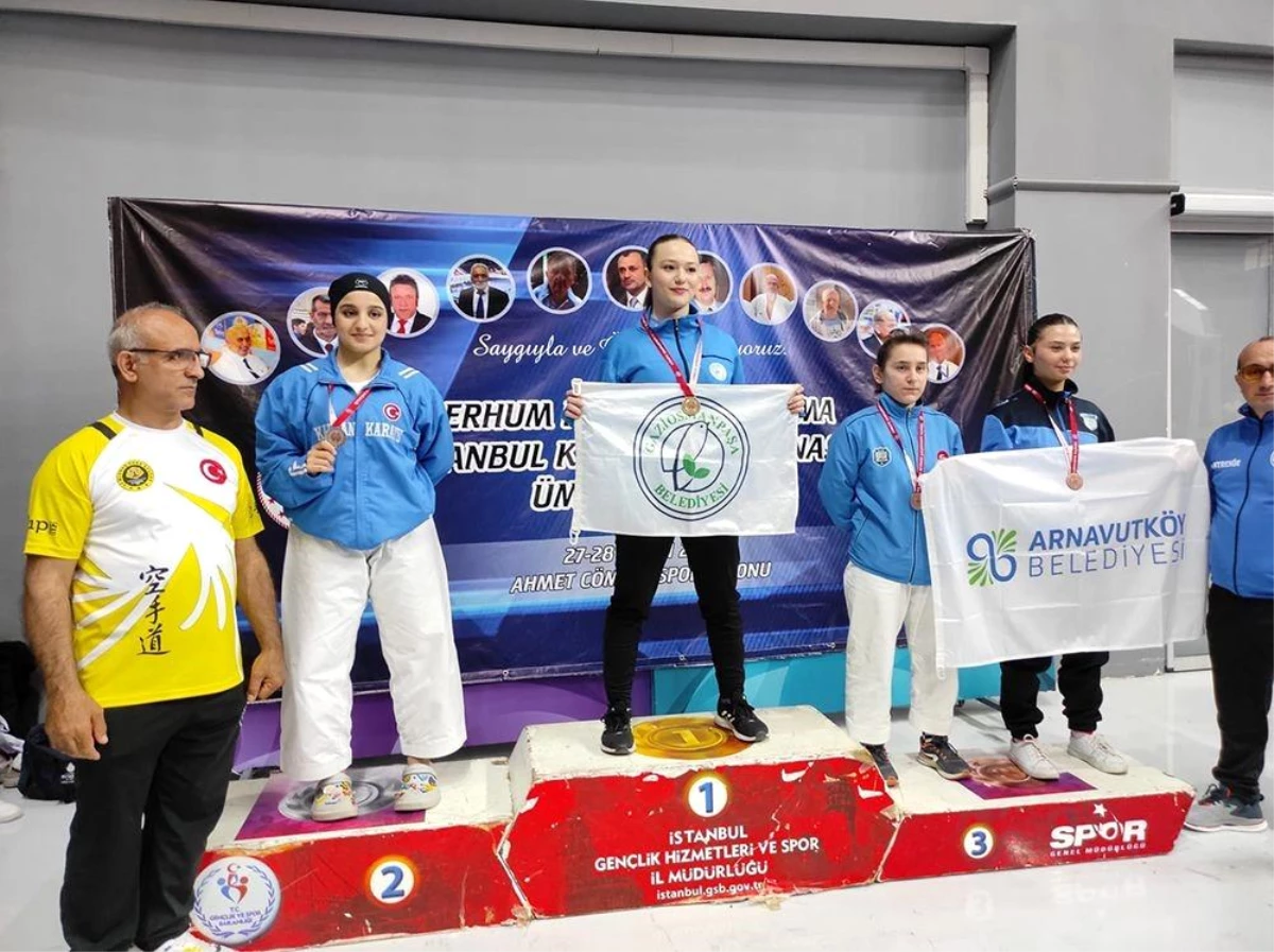 Gaziosmanpaşa Belediyesi Spor Kulübü İstanbul Ümit, Genç ve U21 Karate Şampiyonası\'nda başarıya ulaştı