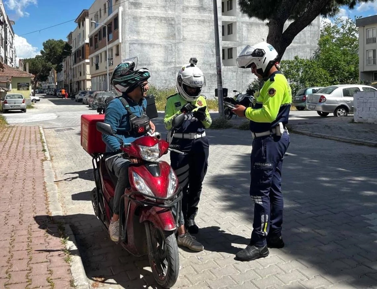 Manisa\'da Motosiklet Denetimi: 17 Tescilsiz Motosiklet Yakalandı