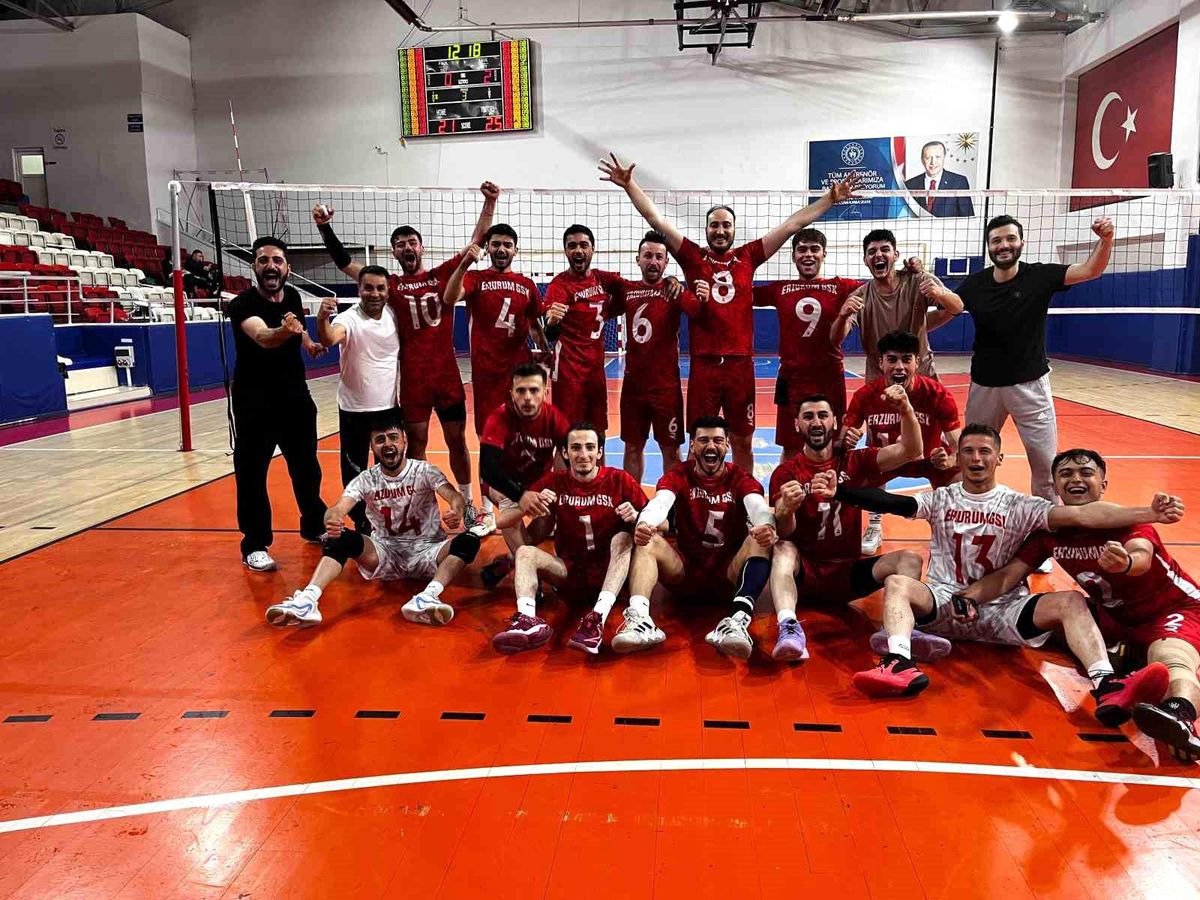 Aşkale Voleybol, Smart Holding Çayeli Spor\'u 3-0 yenerek 2. lige yükseldi