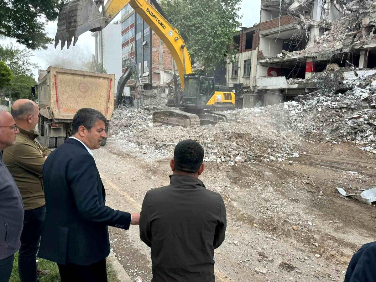 Adıyaman Belediye Başkanı su kesintisiyle ilgili açıklama yaptı