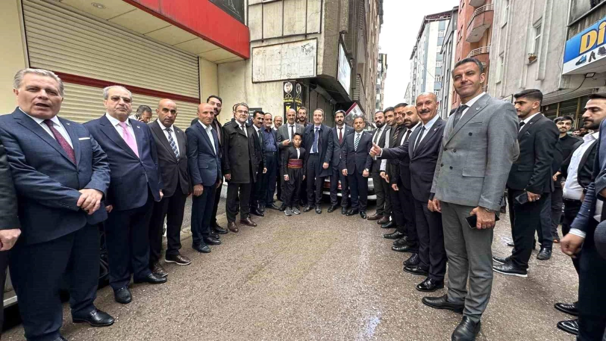 Fatih Erbakan Hakkari\'ye ziyarette bulundu