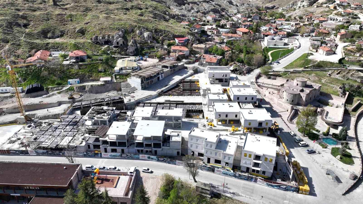 Konya\'da Sille Mahallesi\'ne Kapalı Otopark ve Meydan Projesi