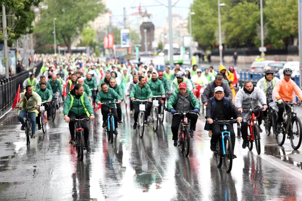 Yeşilay Bisiklet Tur\'u yoğun katılımla gerçekleşti