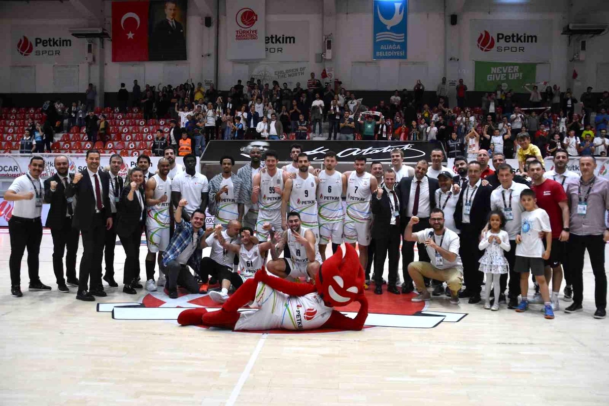 Aliağa Petkimspor, 4. maçta da 100 ve üzeri sayı üretti