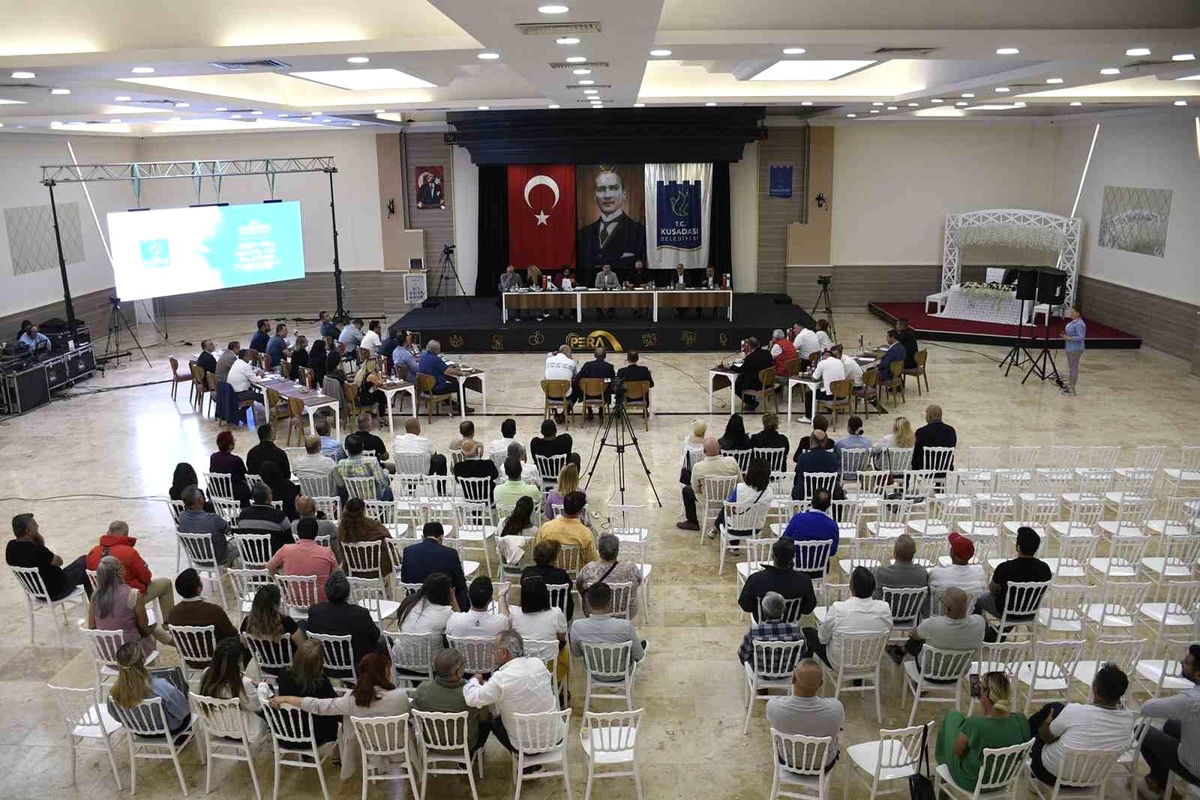 Kuşadası Belediye Meclisi Mayıs Ayı Toplantısında Kardeş Şehir İlişkileri Geliştirildi