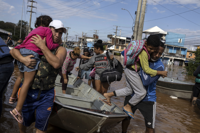 Brezilya'da sel felaketinde ölü sayısı 83'e yükseldi