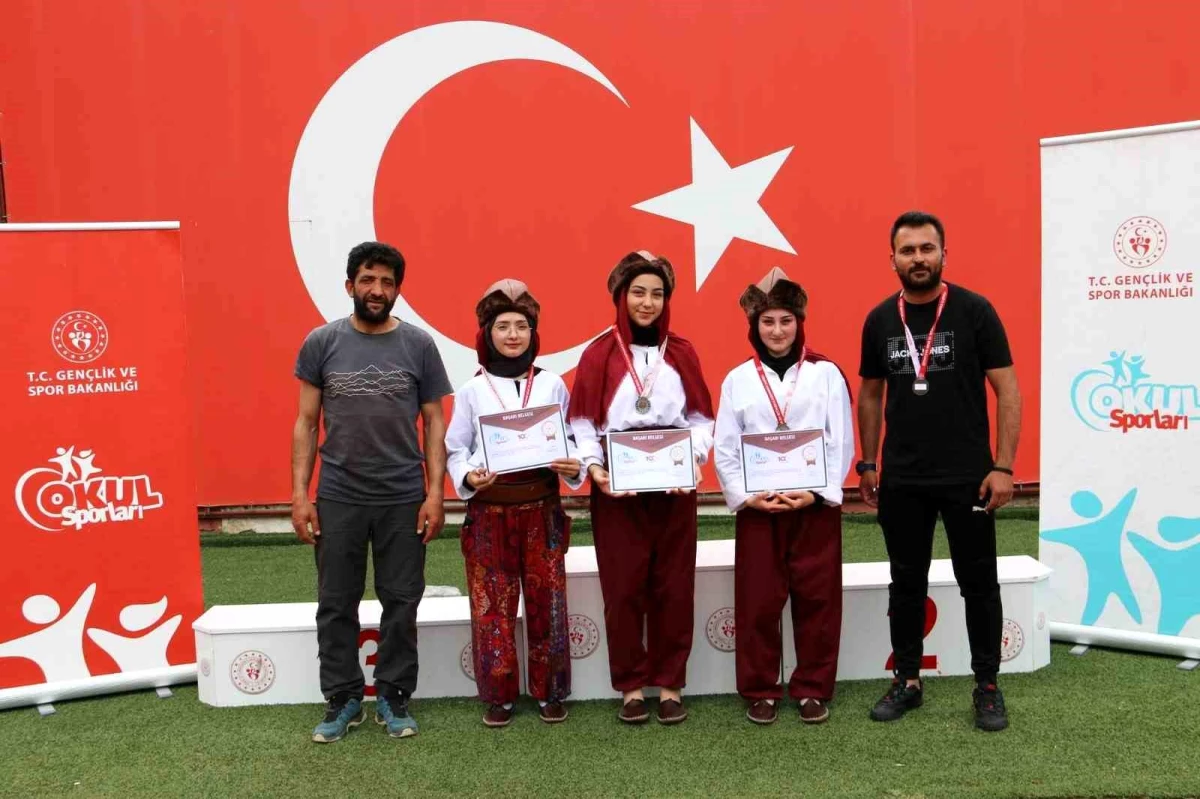 Malatya\'nın Darende ilçesindeki okçuluk kulübü Türkiye Şampiyonası\'nda finale kaldı