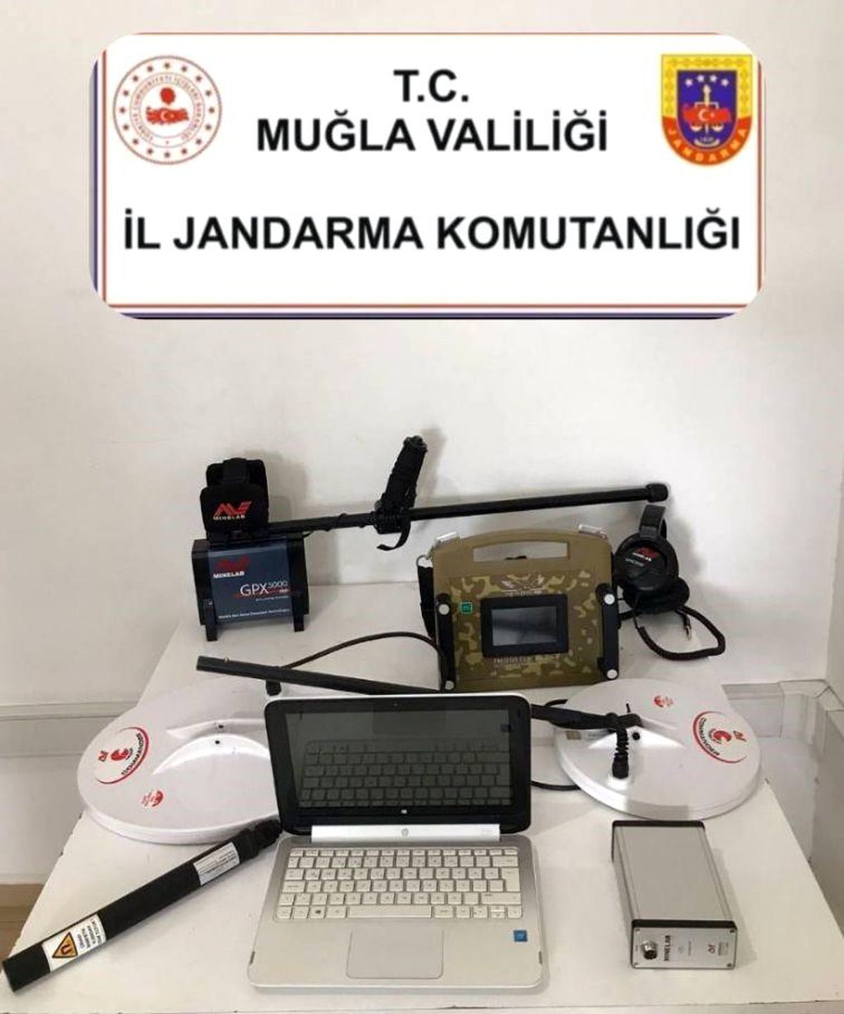 Milas\'ta İzinsiz Kazı Yapan 4 Şahıs Yakalandı