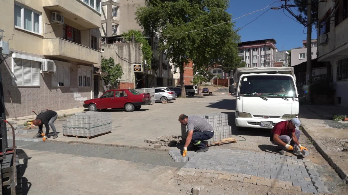 Edremit Belediyesi Yol Onarım Çalışmalarına Başladı
