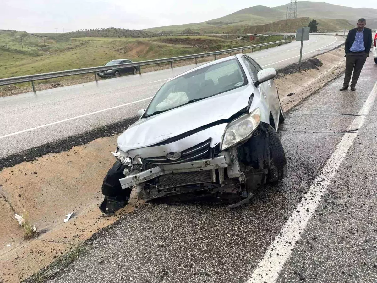 Malatya\'da meydana gelen trafik kazalarında 3 kişi yaralandı