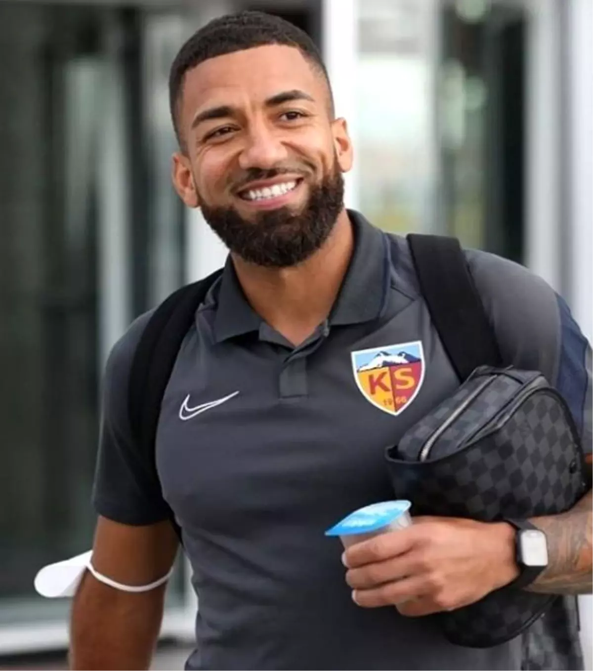 Kayserispor\'da forma giyen Aaron Lennon, Türkiye\'yi çok sevdiğini söyledi