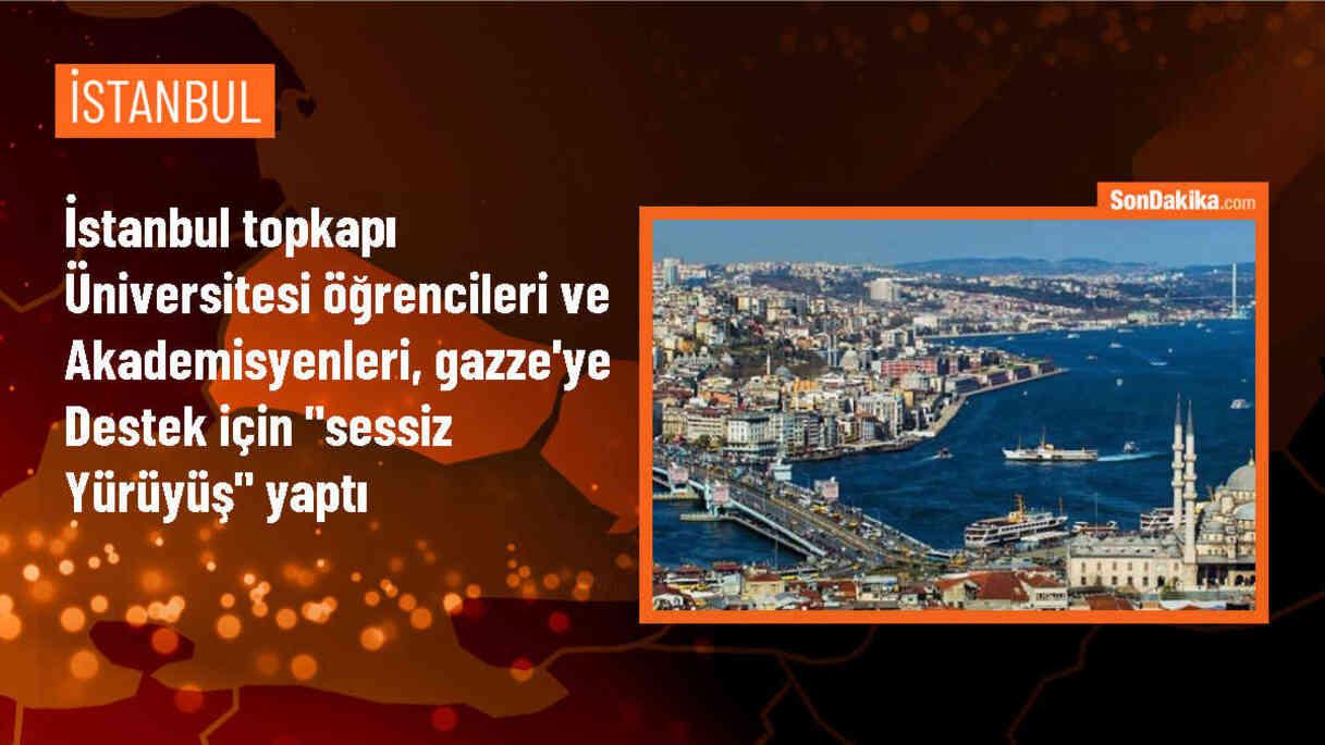 İstanbul Topkapı Üniversitesi Öğrencileri ve Akademisyenleri Filistin İçin Sessiz Yürüyüş Gerçekleştirdi