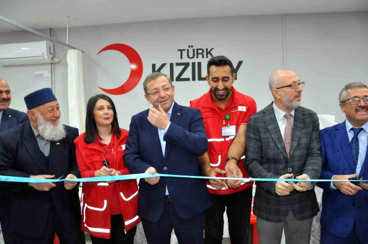 Kars\'ta Türk Kızılayı Kan Bağış Merkezi Açıldı