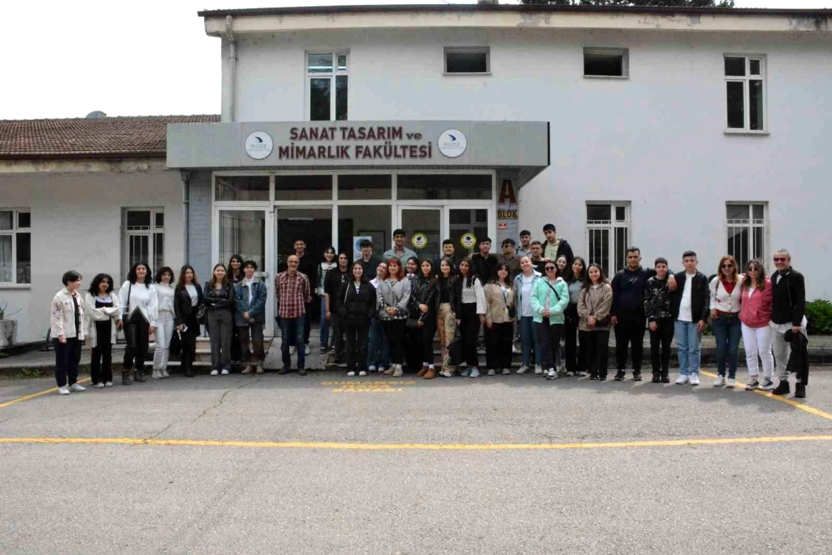 Zonguldak Ereğli Erdemir Güzel Sanatlar Lisesi, Düzce Üniversitesi\'ni ziyaret etti