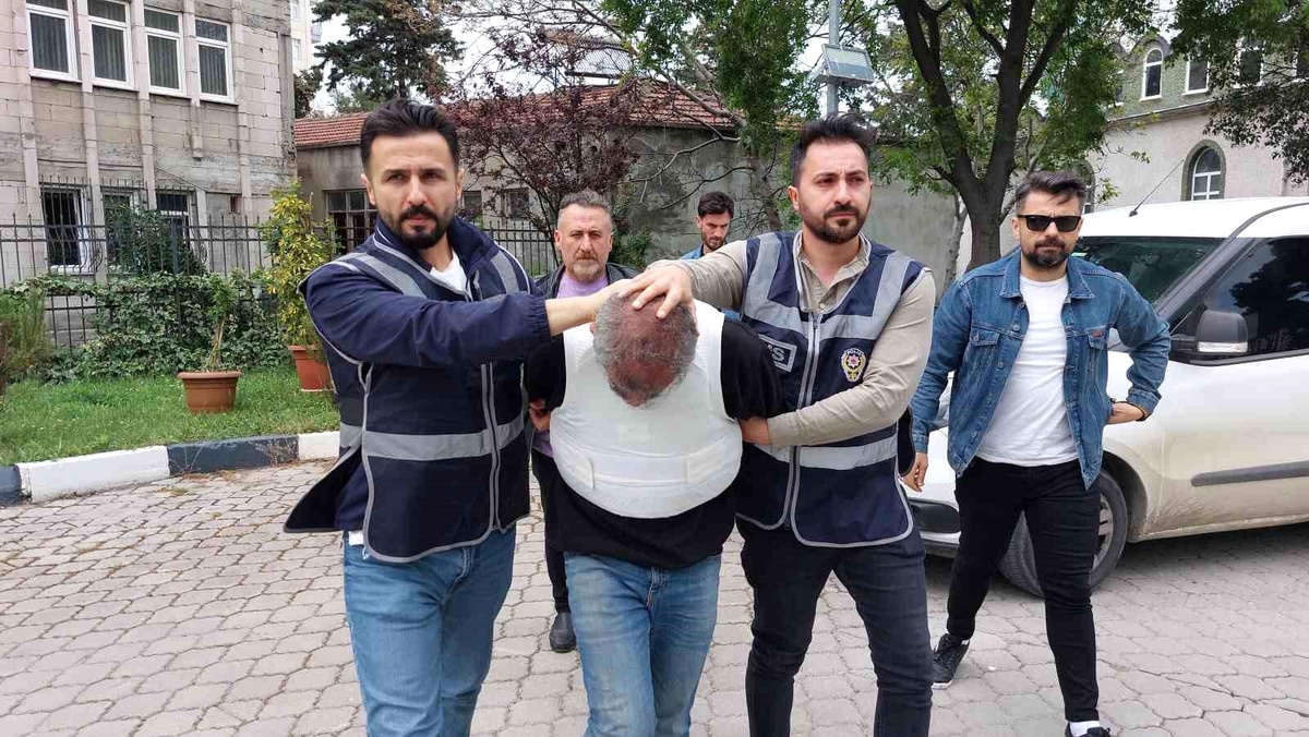 Samsun\'da İngilizce öğretmeni eşini öldüren büfeci adliyeye sevk edildi