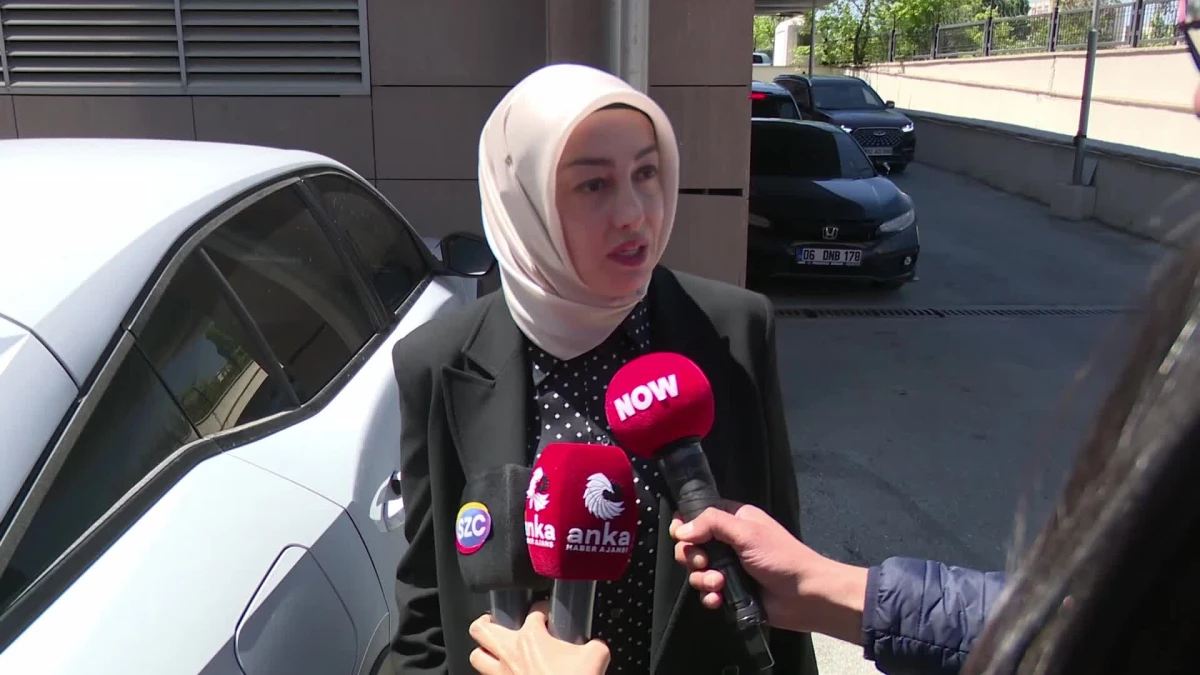 CHP Genel Başkanı Özgür Özel, Sinan Ateş\'in eşi Ayşe Ateş ile görüştü