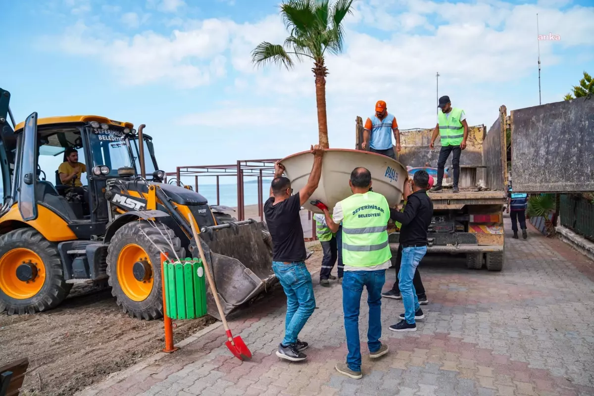 Seferihisar\'da plajlar yaz sezonuna hazırlanıyor