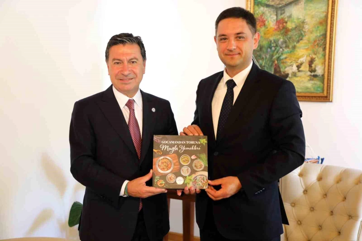 Muğla Büyükşehir Belediye Başkanı Ahmet Aras\'a Ukrayna Konsolosundan Ziyaret
