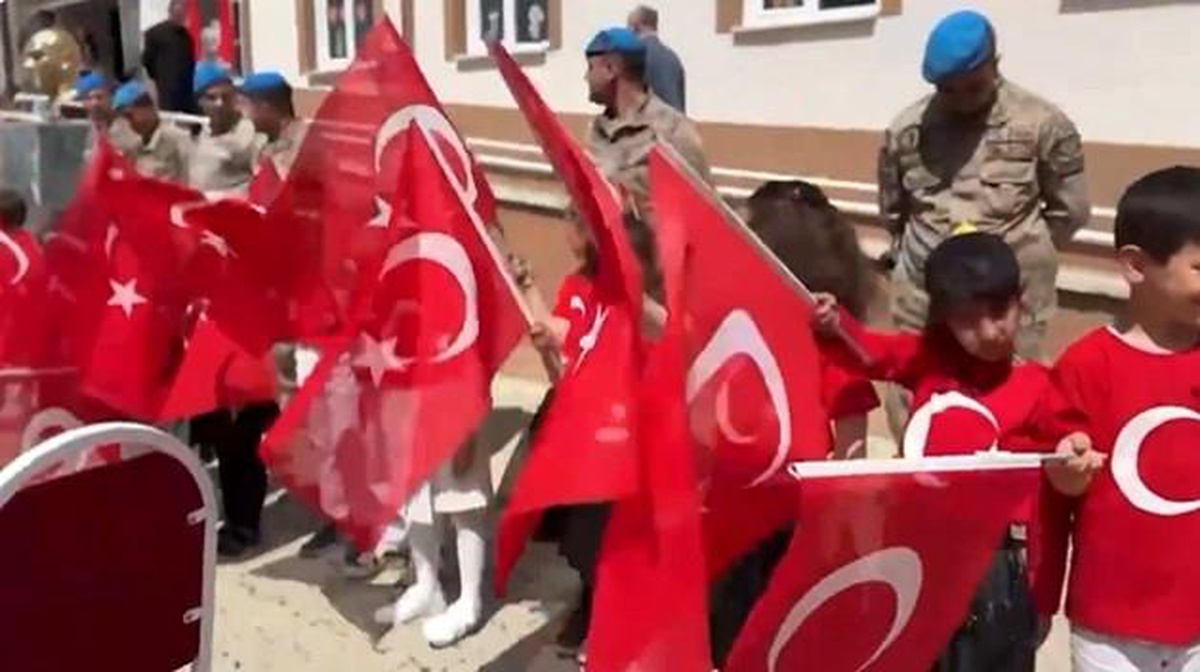 Osmaneli\'de 185. Yıl Kahramanlar Kütüphanesi açıldı