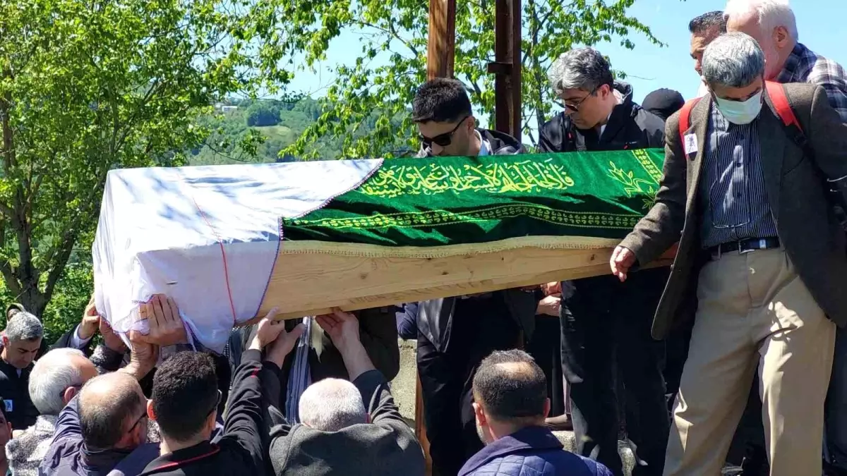 Samsun\'da Boşanma Aşamasındaki İngilizce Öğretmeni Eş Tarafından Öldürüldü