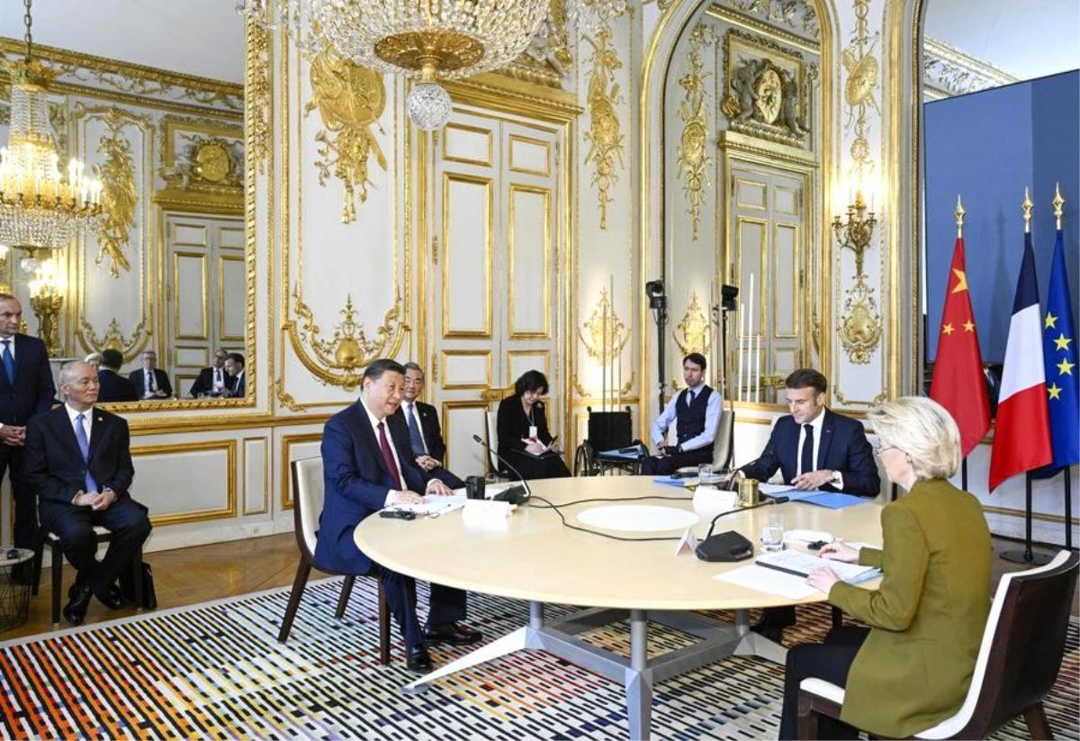 Çin Cumhurbaşkanı Xi Jinping, Fransa ve Avrupa Birliği ile Üçlü Toplantıya Katıldı