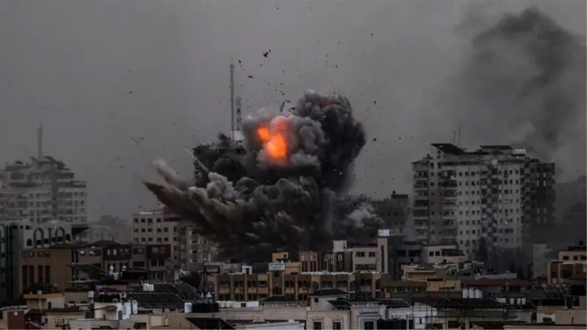 İsrail ordusu, Gazze\'deki Refah geçişinin Filistin tarafını kontrol altına aldı