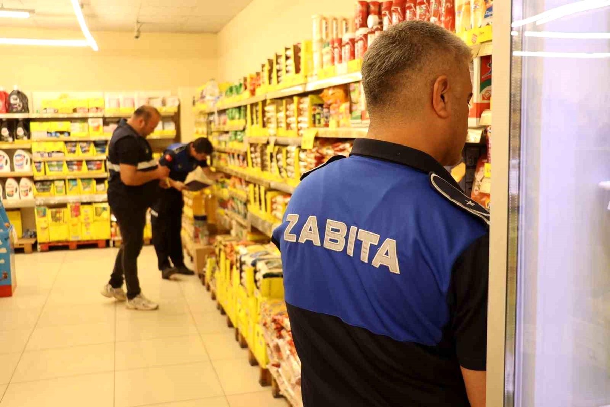 Koçarlı Belediyesi Marketlerde Denetim Gerçekleştirdi