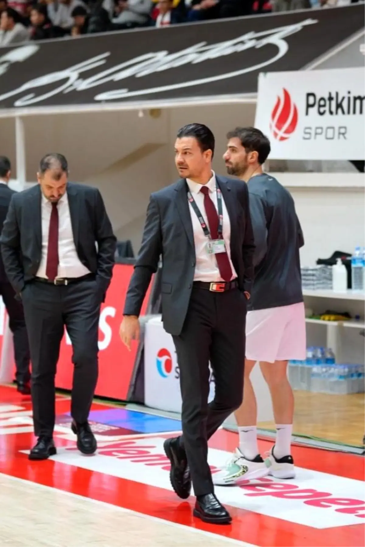 Aliağa Petkimspor, play-off ve Avrupa\'ya katılmanın gururunu yaşıyor