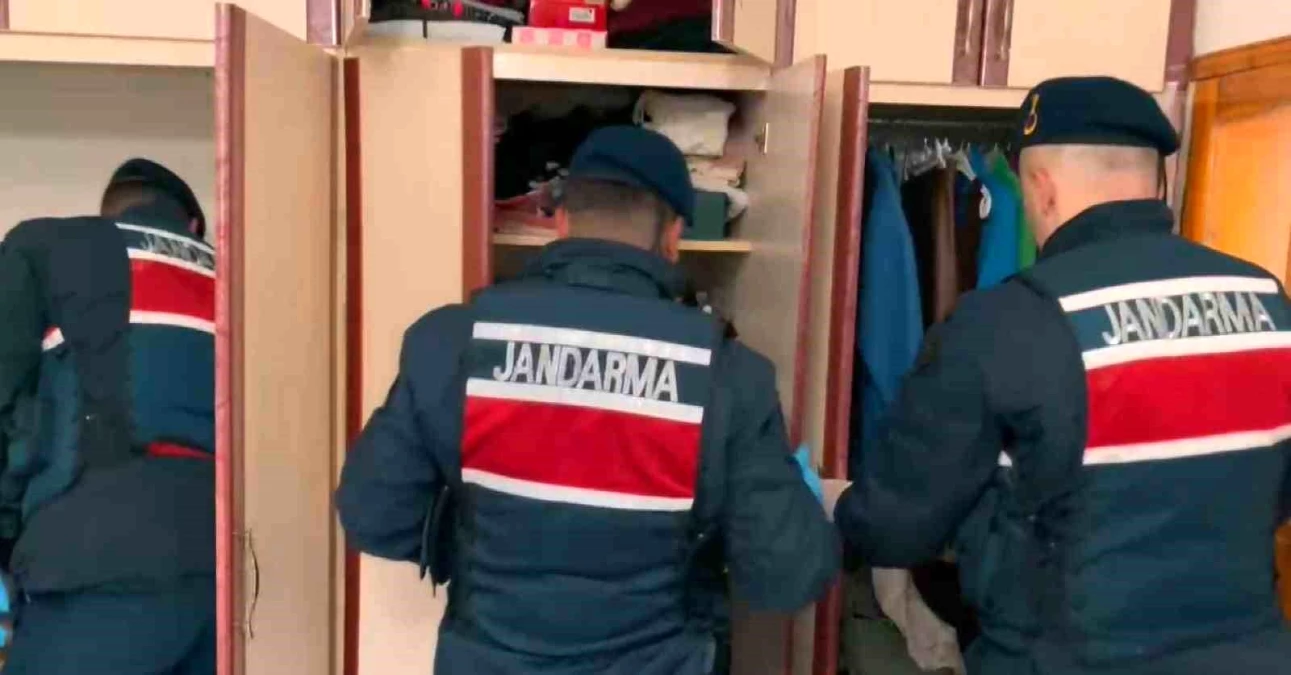 Kayseri\'de Narkogüç Operasyonunda 30 Kişi Gözaltına Alındı
