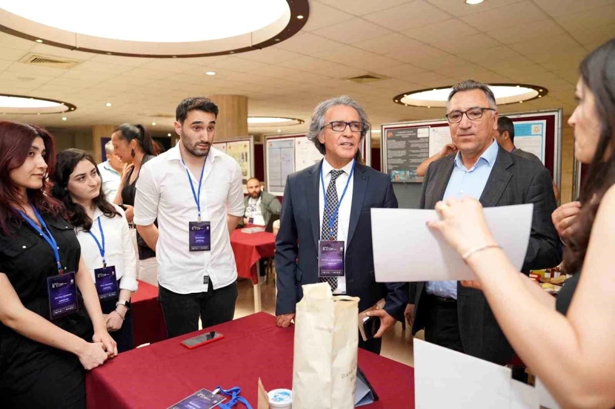 Mersin Üniversitesi\'nde Ar-Ge Proje Pazarı 2024 Etkinliği Başladı