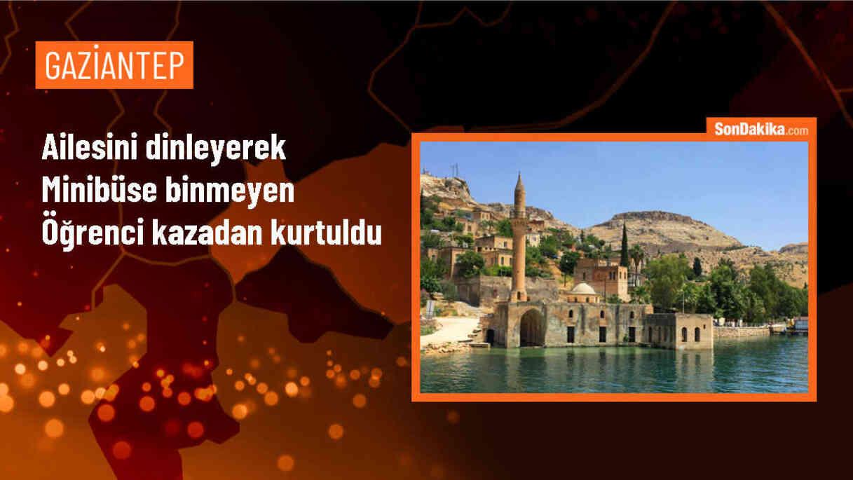 Ailesinin uyarısıyla minibüse binmekten vazgeçen öğrenci, kazadan kurtuldu