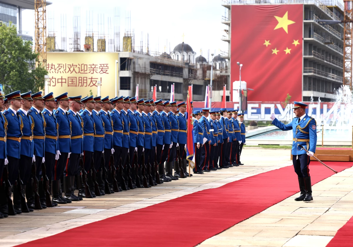 Çin Cumhurbaşkanı Xi Jinping Sırbistan\'a Resmi Ziyaret Gerçekleştirdi