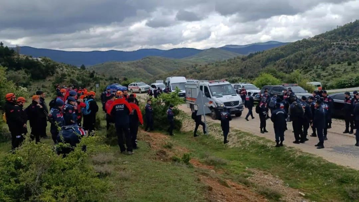Eskişehir\'de kaybolan 75 yaşındaki kadın için arama kurtarma çalışmaları devam ediyor