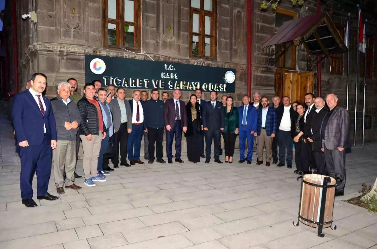 TOBB Yönetim Kurulu Üyesi Saim Özakalın, bölge illerinde iş dünyasının sorunlarını dinlemek için ziyaretlerde bulundu