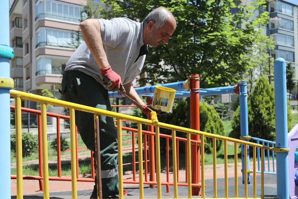 Çankaya Belediyesi Parklarda Bakım Onarım Çalışmalarını Hızlandırdı
