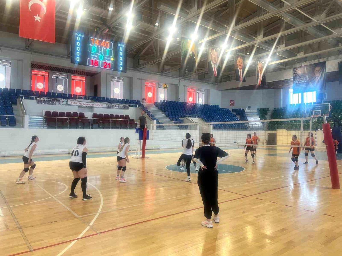 Darıca\'da 19 Mayıs Gençlik Turnuvası Başladı