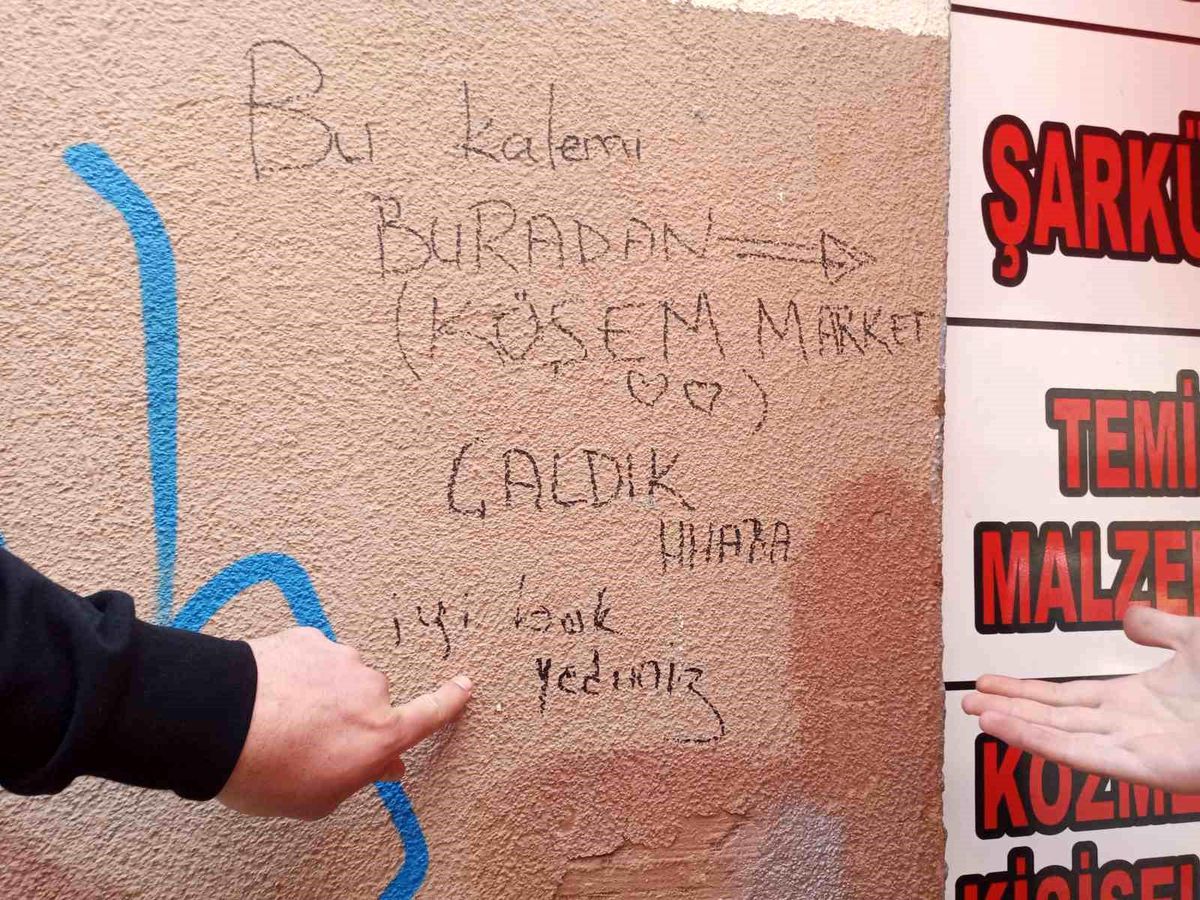 Eskişehir\'de Hırsızlar Kalemle Yazdı: \'Bu kalemi buradan çaldık\'