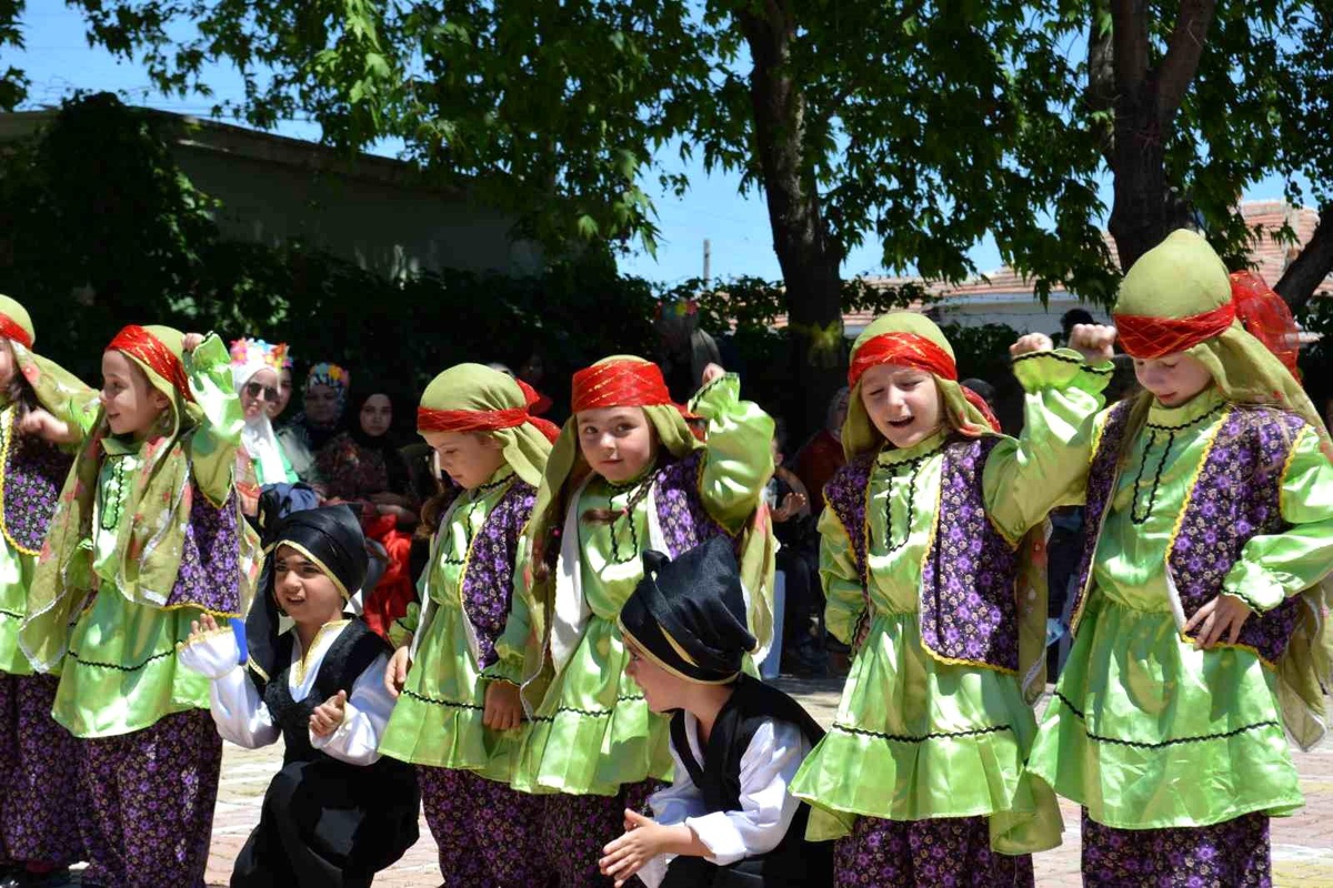 Kulu Anaokulu\'ndan Anneler Günü Etkinliği