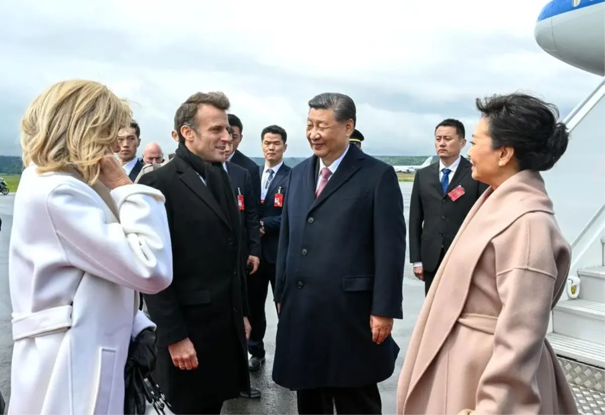 Çin Cumhurbaşkanı Xi Jinping, Fransa\'nın Tarbes kasabasında görüşme gerçekleştirdi