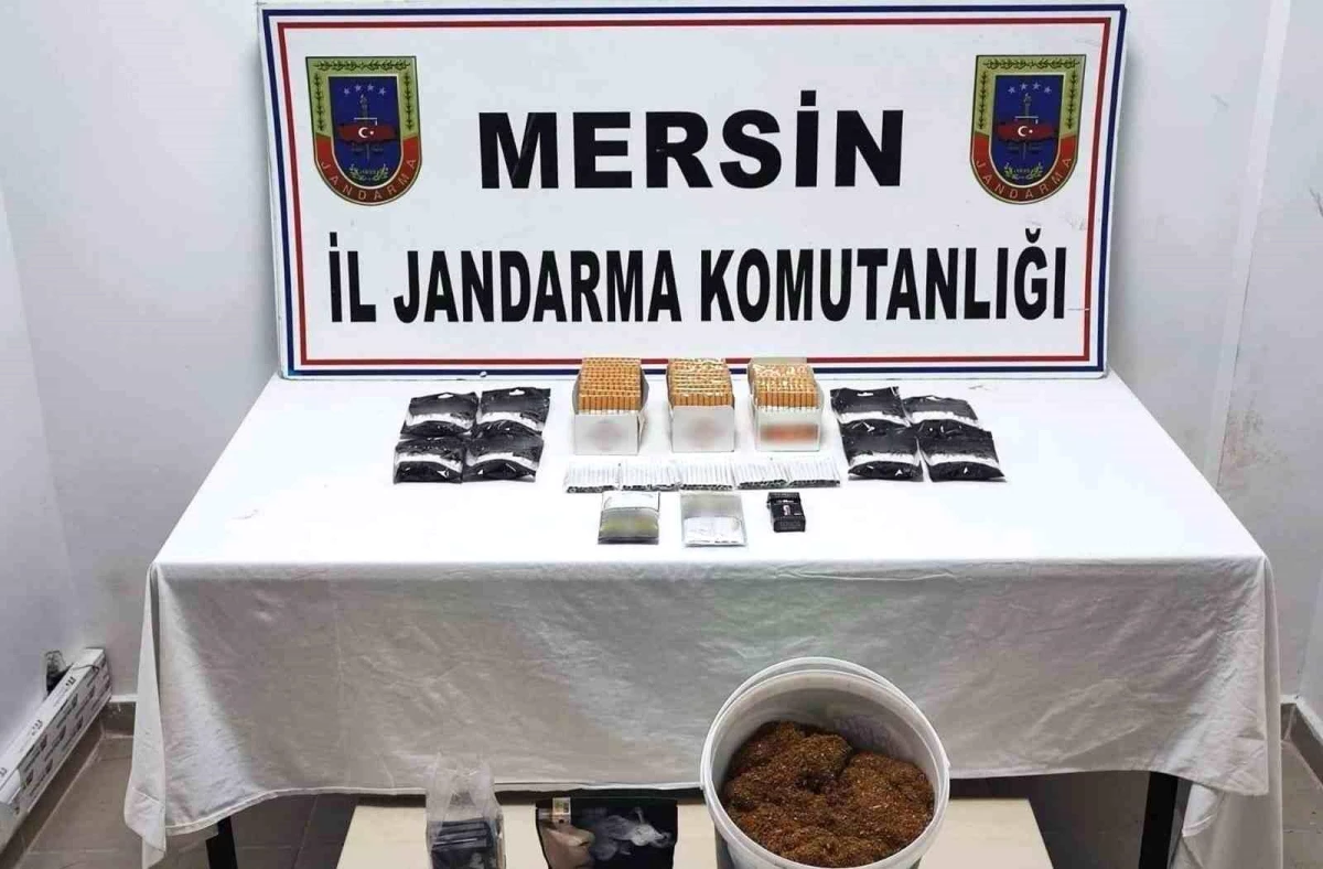 Mersin\'de kaçak makaron operasyonunda 4 şüpheli gözaltına alındı