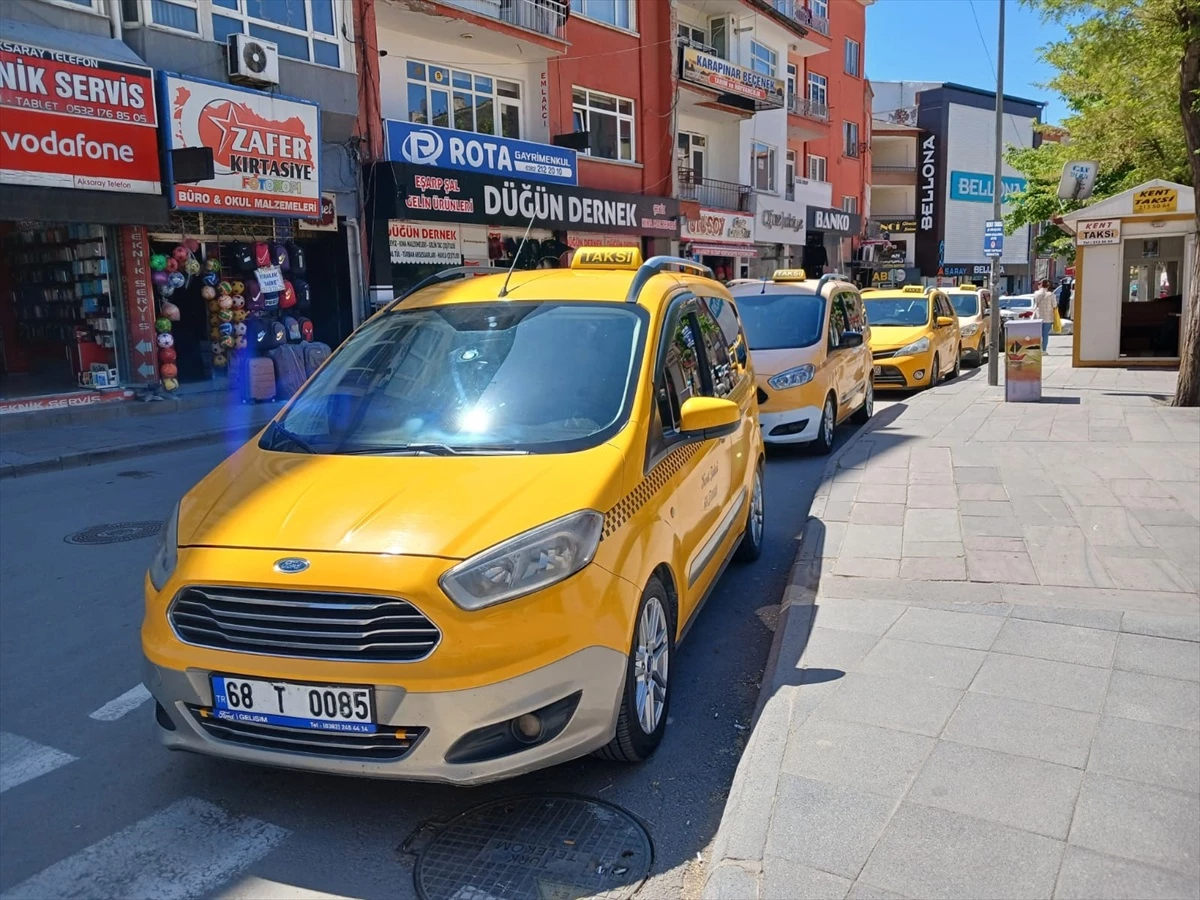 Aksaray\'da Taksimetre Ücretlerine Zam Yapıldı