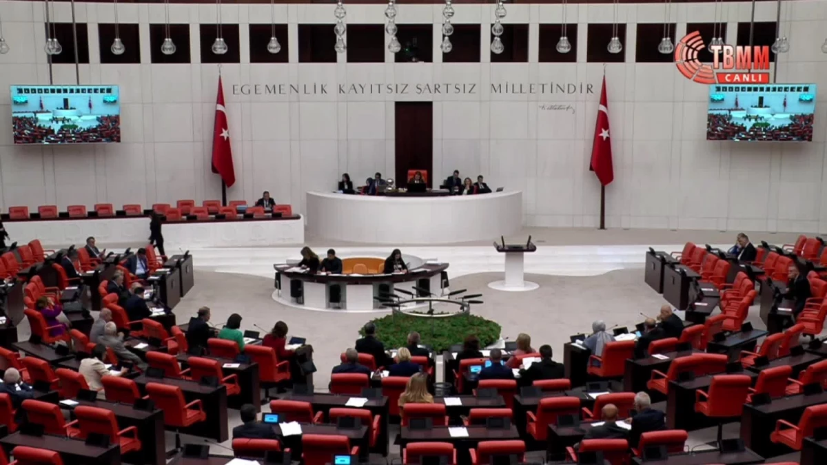 TBMM\'de AKP ve CHP arasında belediyelere atama tartışması yaşandı