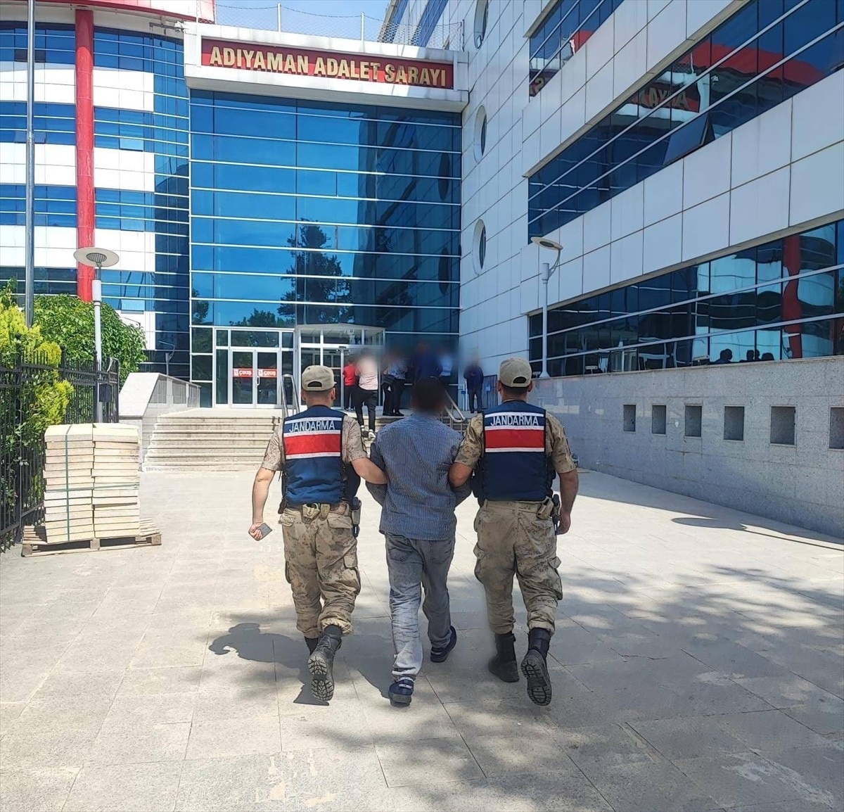 Adıyaman\'da 4 düzensiz göçmen yakalandı
