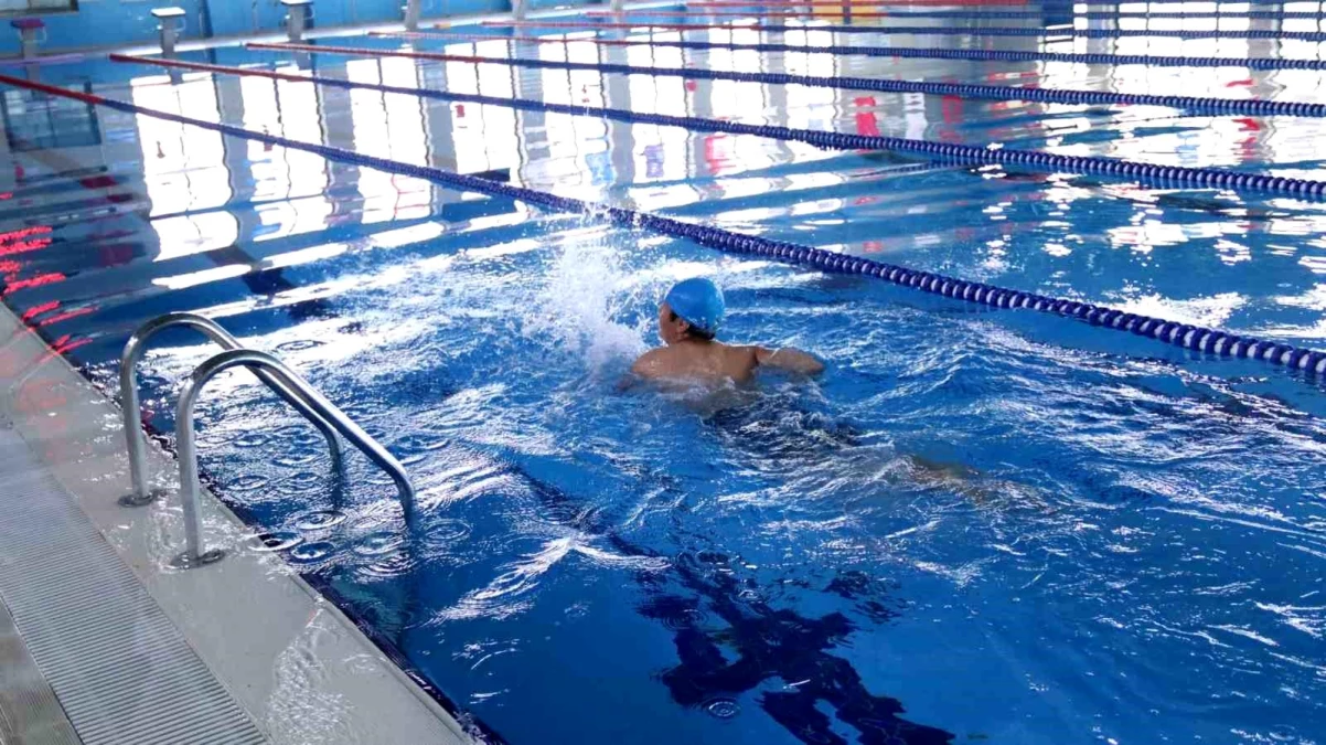 Elazığ\'da Özel Sporcular Yüzme Şampiyonası düzenlendi