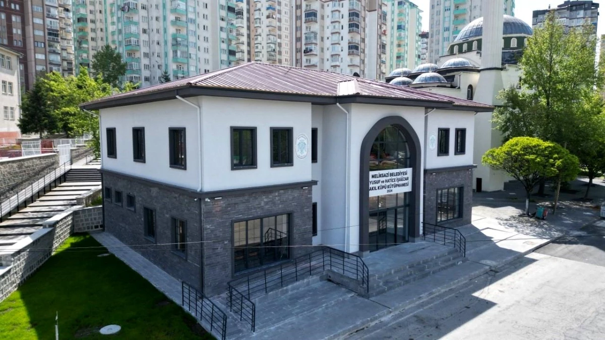 Melikgazi Belediyesi Şirintepe Mahallesi\'nde Akıl Küpü Kütüphanesi ve İkinci Bahar Evi açılışını gerçekleştirecek