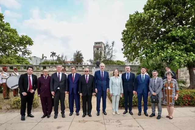 TBMM Başkanı Numan Kurtulmuş Küba'da Atatürk Anıtı'nı ziyaret etti