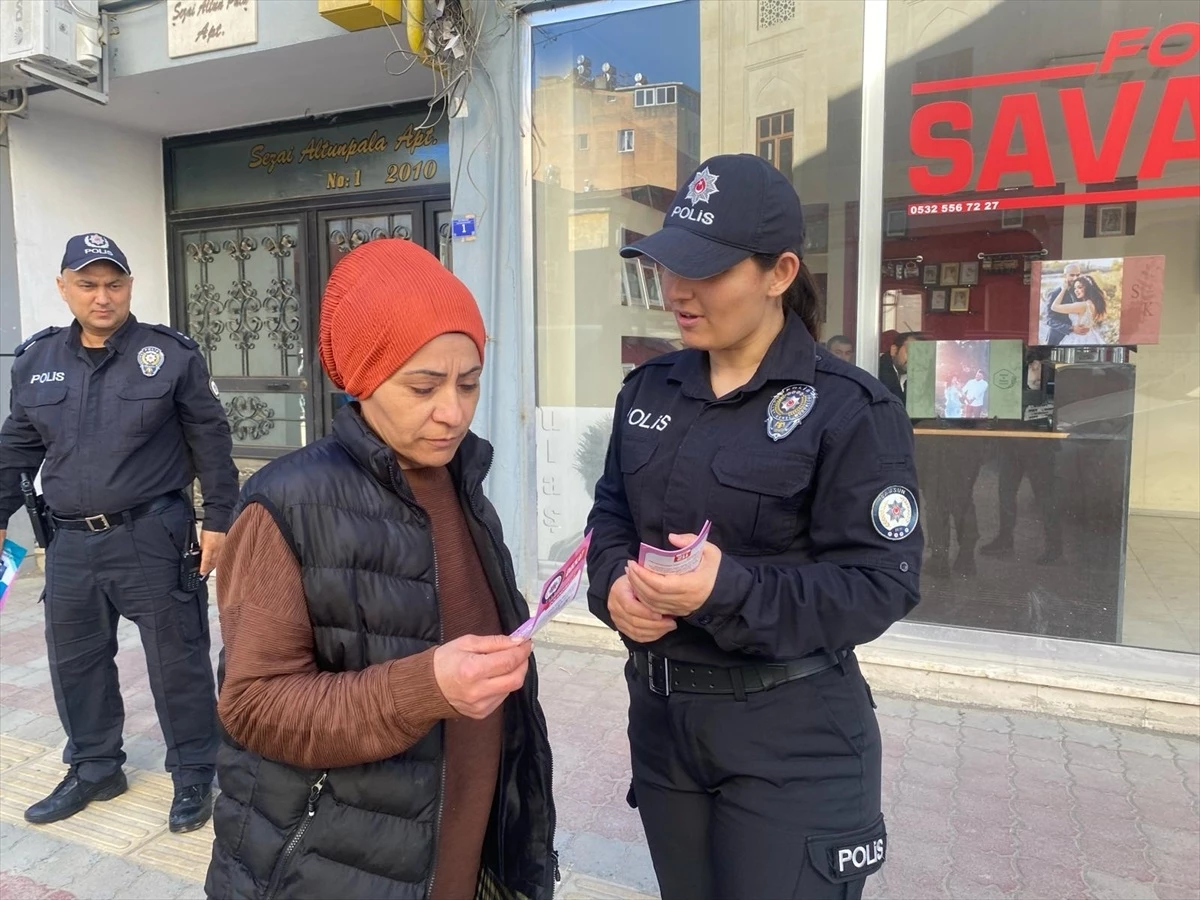 Terme\'de Polis Ekipleri Vatandaşları Dolandırıcılık Olaylarına Karşı Uyardı