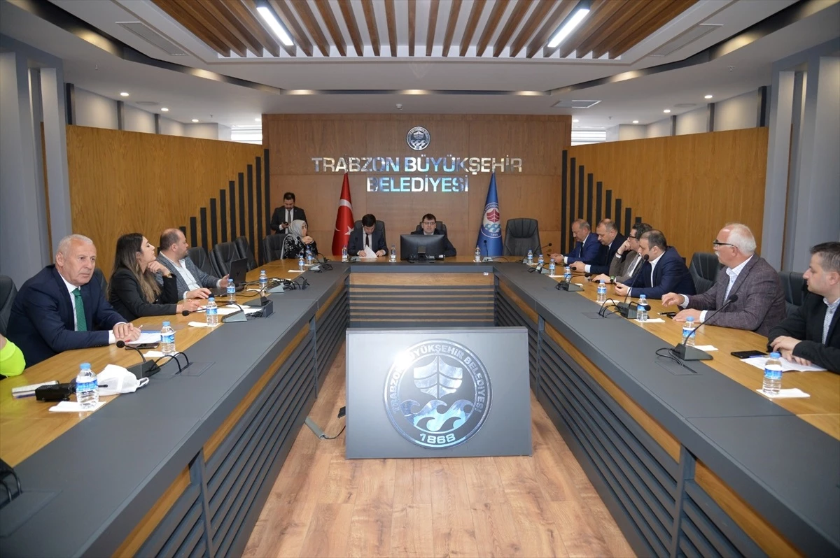 Trabzon Büyükşehir Belediyesi, ulaşım konusunda çalışmalarını sürdürüyor