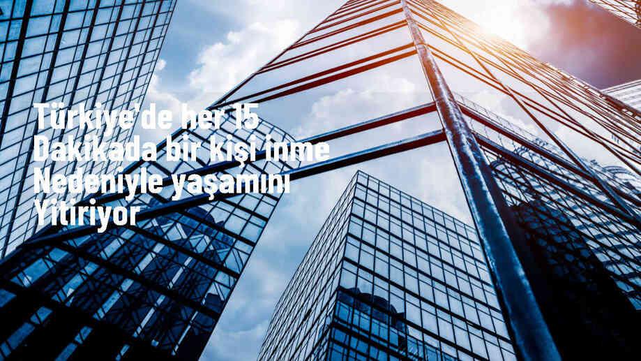 Türkiye\'de Her 15 Dakikada Bir Kişi İnme Nedeniyle Yaşamını Yitiriyor